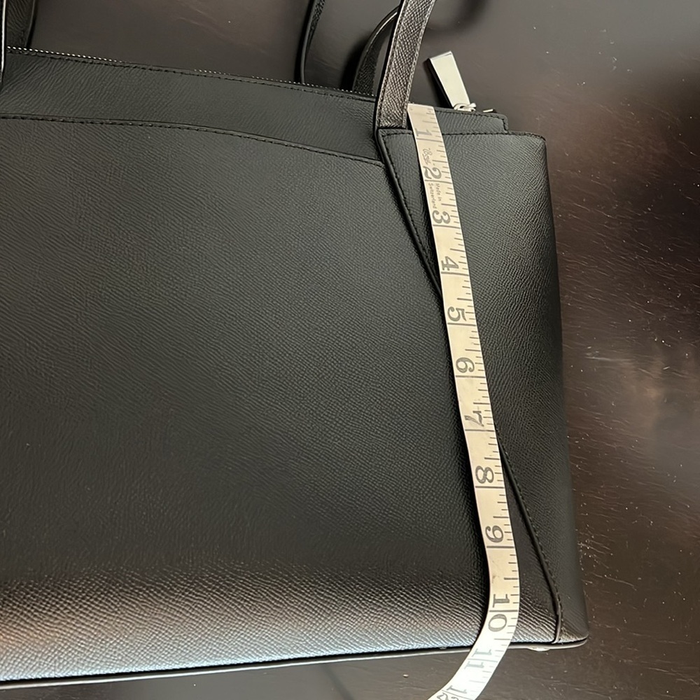 Michael Kors Maddie Medium Leather Tote shoulder bag, black, like new! - Picture 11 of 15
